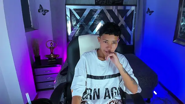 nova sex01 online show from May 4, 9:29 pm