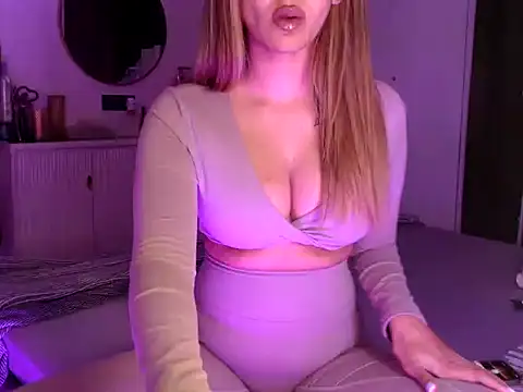 trippy tina online show from May 20, 4:48 pm