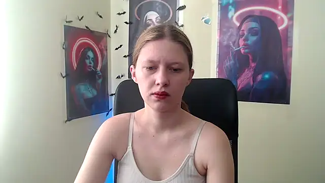 StellaCRL online show from May 5, 6:16 am