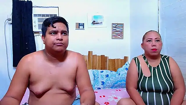 lucasandSofi online show from May 26, 10:20 pm