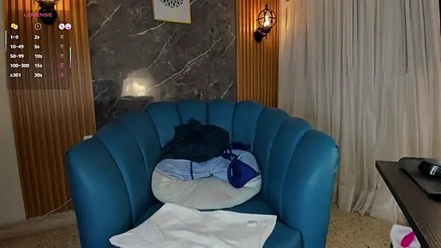 Julie Markk online show from March 29, 10:09 pm