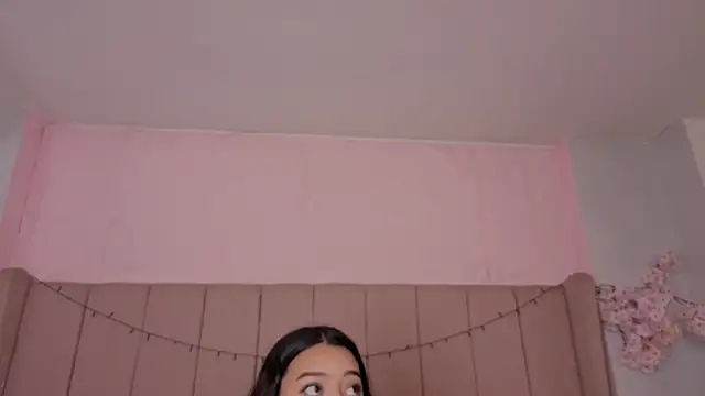 MollyBigBoobs12 online show from October 21, 8:24 pm