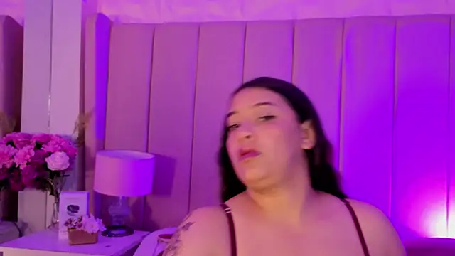 MollyBigBoobs12 online show from May 7, 10:02 pm
