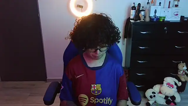 thomascooper7 online show from October 20, 1:52 am