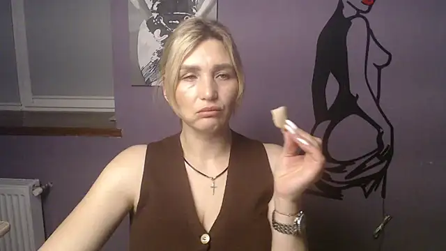  sexy lady online show from April 2, 12:57 pm