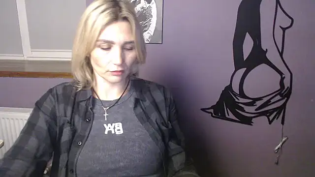  sexy lady online show from March 24, 5:18 pm