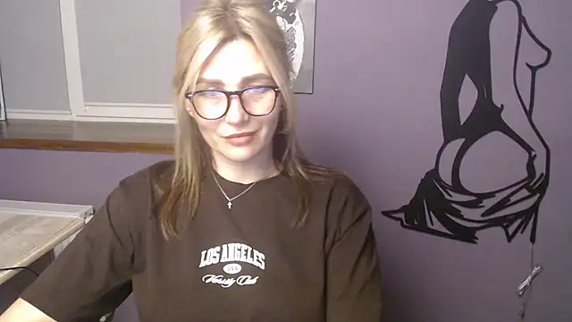  sexy lady online show from May 10, 11:56 am