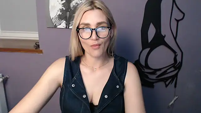  sexy lady online show from July 8, 1:13 pm