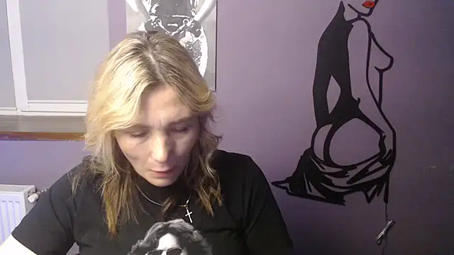  sexy lady online show from April 6, 12:50 pm