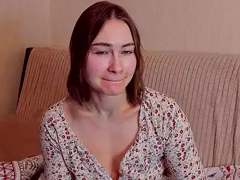 sleeeep y online show from February 20, 2:51 pm