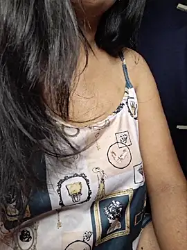 Nisha027 online show from May 27, 12:10 am