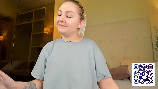 Debbie Taylor online show from October 8, 5:28 pm