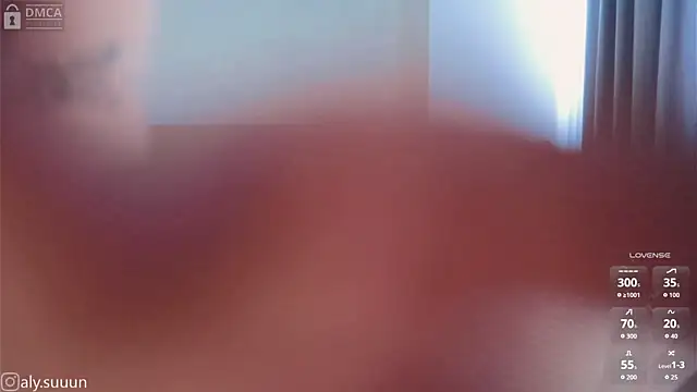 alysuuun online show from May 19, 9:49 am