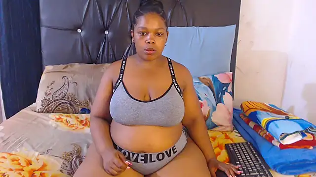 BigbootyNickyx online show from January 18, 7:10 pm