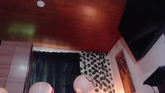 Snapshot of mariangel_tattooed_barbie chatting on September 27, 2:35 pm mariangel tattooed barbie online show from September 27, 2:35 pm