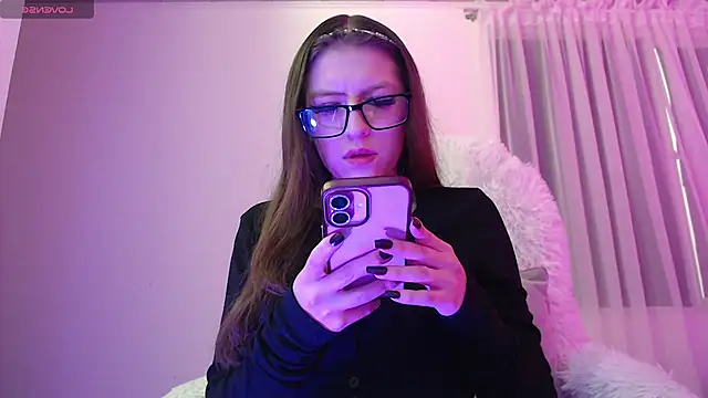 Snapshot of Aurora_blossom__ chatting on September 12, 12:45 pm Aurora blossom online show from September 12, 12:45 pm