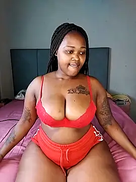 ThickPearlx23 online show from May 21, 8:56 am