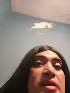 yovana13 online show from July 20, 9:45 am