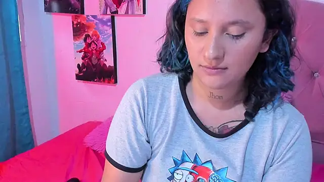 Mila nixon02 online show from May 10, 10:23 pm