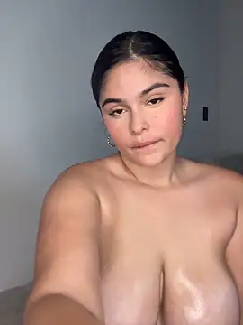 Sarasweet sex online show from April 28, 2:27 am