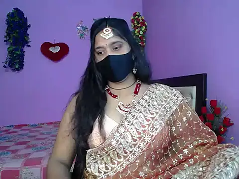 Hot Maleka online show from May 11, 4:48 pm
