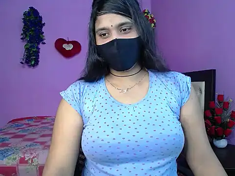 Hot Maleka online show from May 21, 5:00 pm