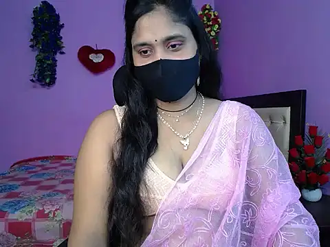 Hot Maleka online show from May 20, 4:37 pm