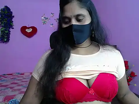 Hot Maleka online show from May 1, 4:43 pm