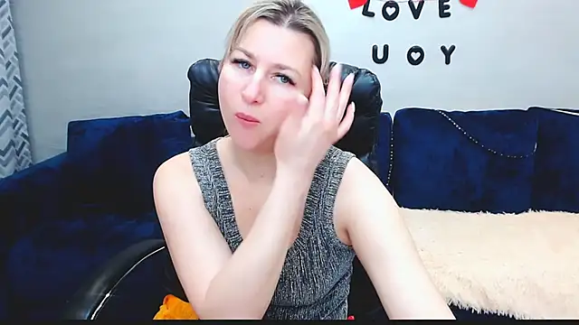 Incredible Ariela online show from December 4, 8:05 am