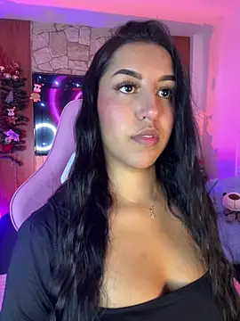 Tamara Roberts1 online show from December 18, 1:32 am