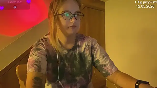 JacyWinslat online show from May 12, 5:52 pm