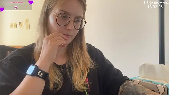 JacyWinslat online show from February 13, 8:49 am