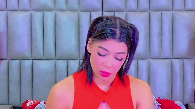 TiaraRosse online show from March 11, 12:31 pm