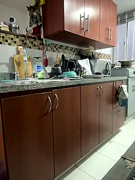 Cafeziitha02 online show from December 2, 10:34 pm