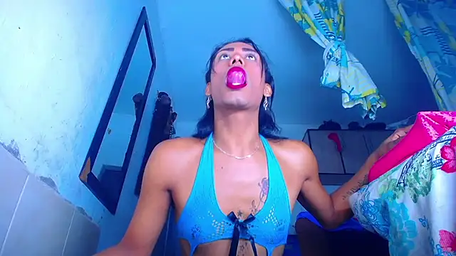 Ts veryhot online show from May 18, 1:06 pm