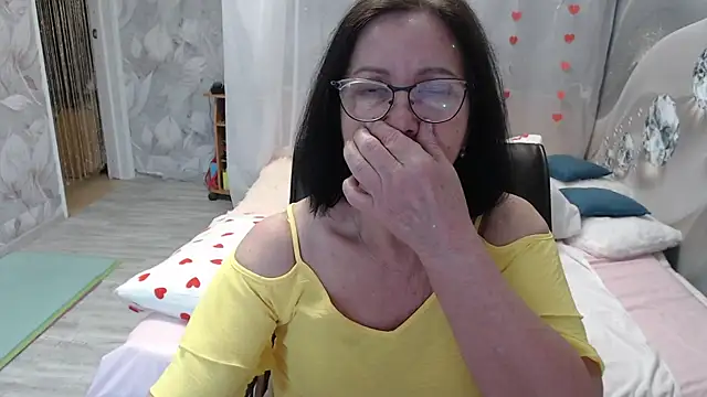 OlgaHottie online show from May 19, 1:56 am