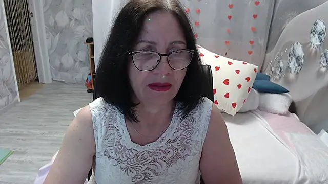 OlgaHottie online show from May 17, 11:48 pm