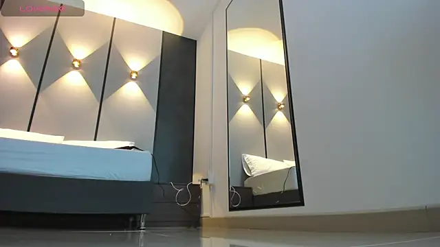 alma fenix online show from September 13, 1:08 pm