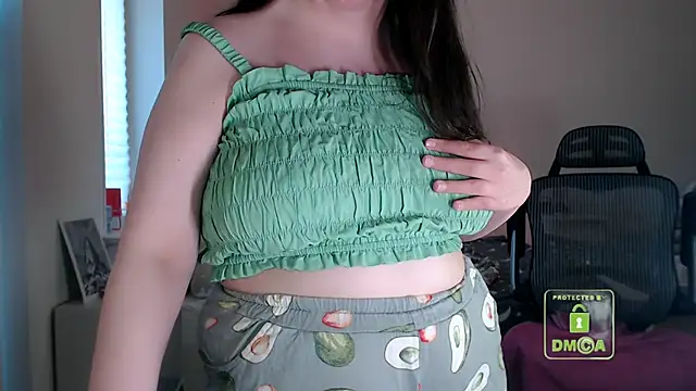 cute and hot online show from May 17, 5:23 pm