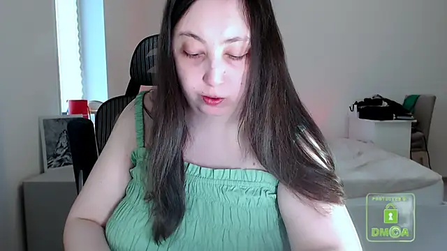cute and hot online show from April 25, 2:03 pm