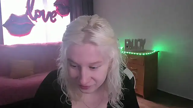 EnigmaSee online show from May 5, 2:25 am