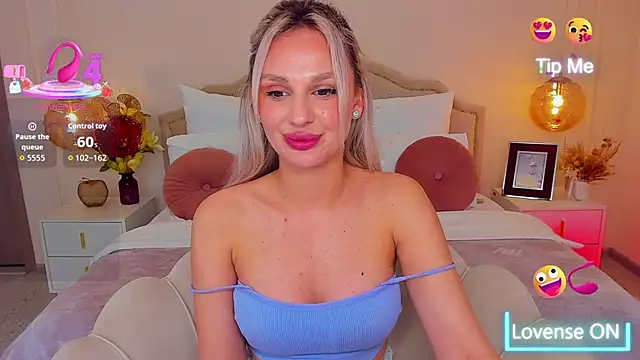 MissLoou online show from May 6, 6:06 am