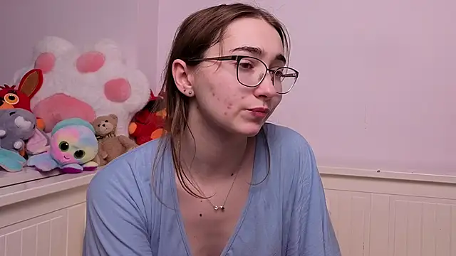 PollyBeev online show from June 16, 7:31 am
