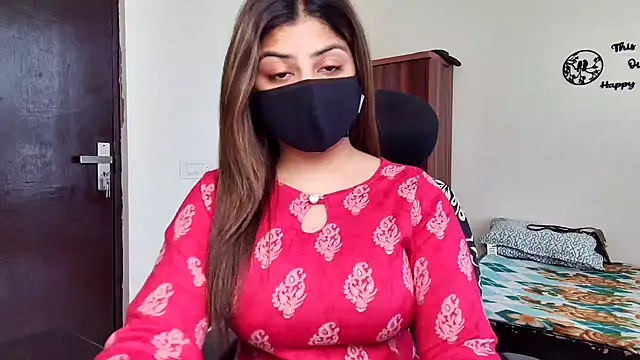 Hoty-Shivangi online show from February 28, 10:47 am