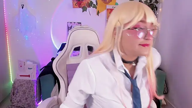 cutepie uwu  online show from October 16, 11:51 pm