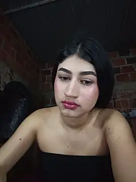 Julix A online show from July 12, 1:17 am
