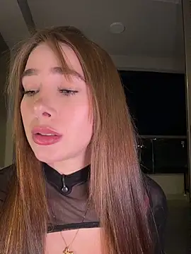 Lanataylor- online show from May 7, 2:16 am