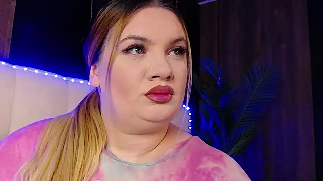 MelanieBrownn online show from February 18, 7:18 am