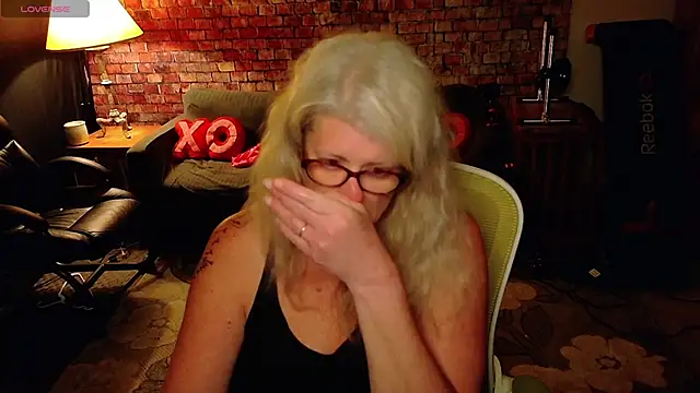 AliceHarlot online show from February 19, 5:40 am