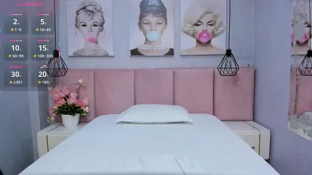 Sensual Sophie  online show from December 17, 12:49 am